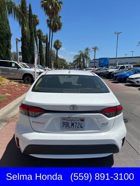 Used 2022 Toyota Corolla XLE FWD image 4
