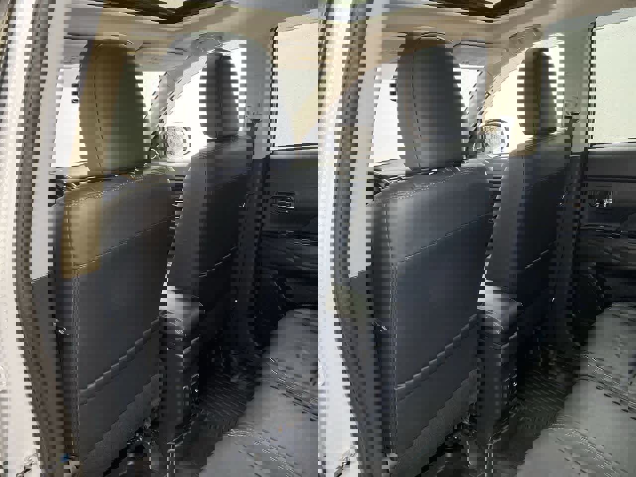 Used 2018 Mitsubishi Outlander GT image 14