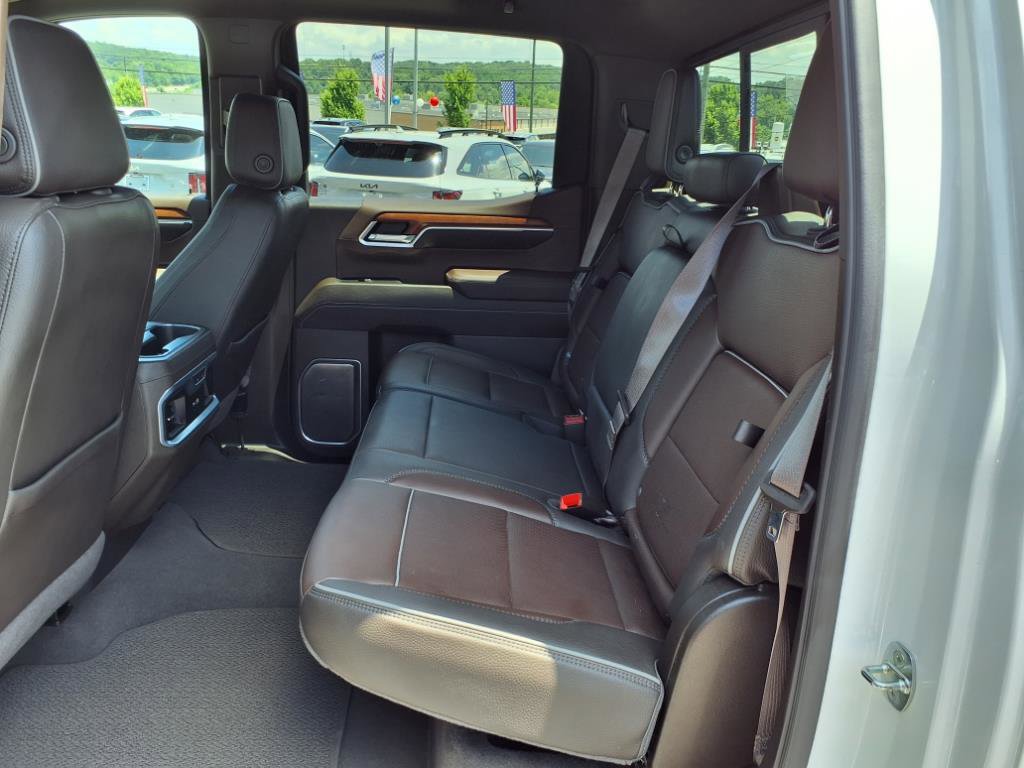 Used 2022 GMC Sierra 1500 Denali w/ Denali Reserve Package image 12