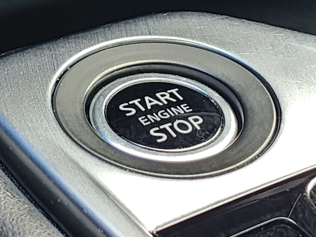 Used 2023 Nissan Sentra SR w/ SR Premium Package image 23