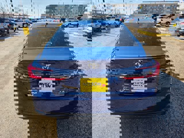 Used 2025 Toyota Camry LE w/ Convenience Package AWD/4WD image 11