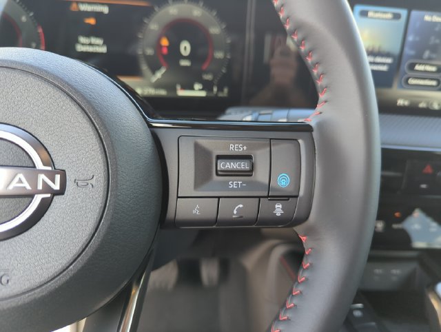 New 2026 Nissan Kicks SR w/ Cold Weather Package FWD image 42