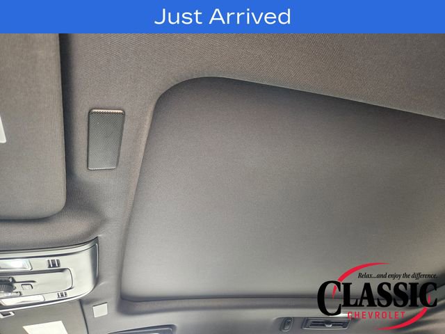 Used 2025 Chevrolet Suburban Z71 w/ Z71 Off-Road Package AWD/4WD image 34