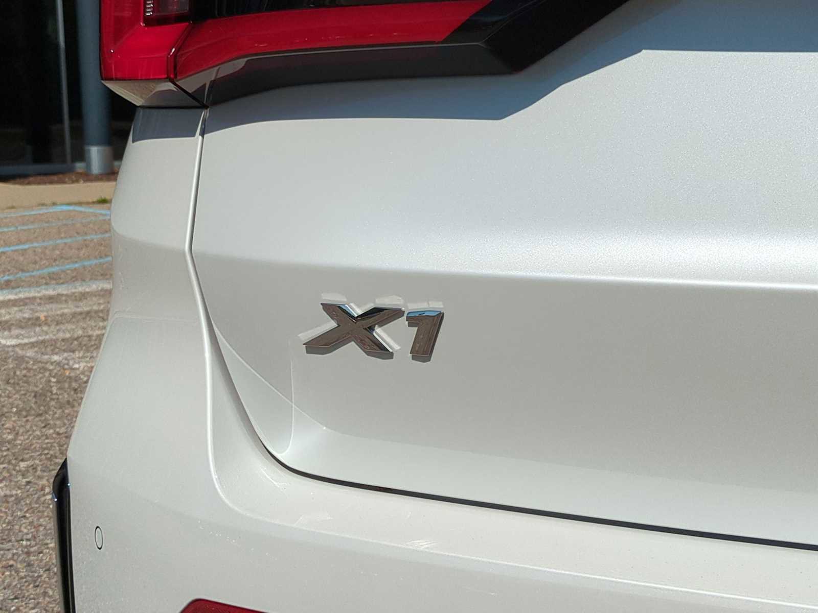 New 2026 BMW X1 xDrive28i image 13