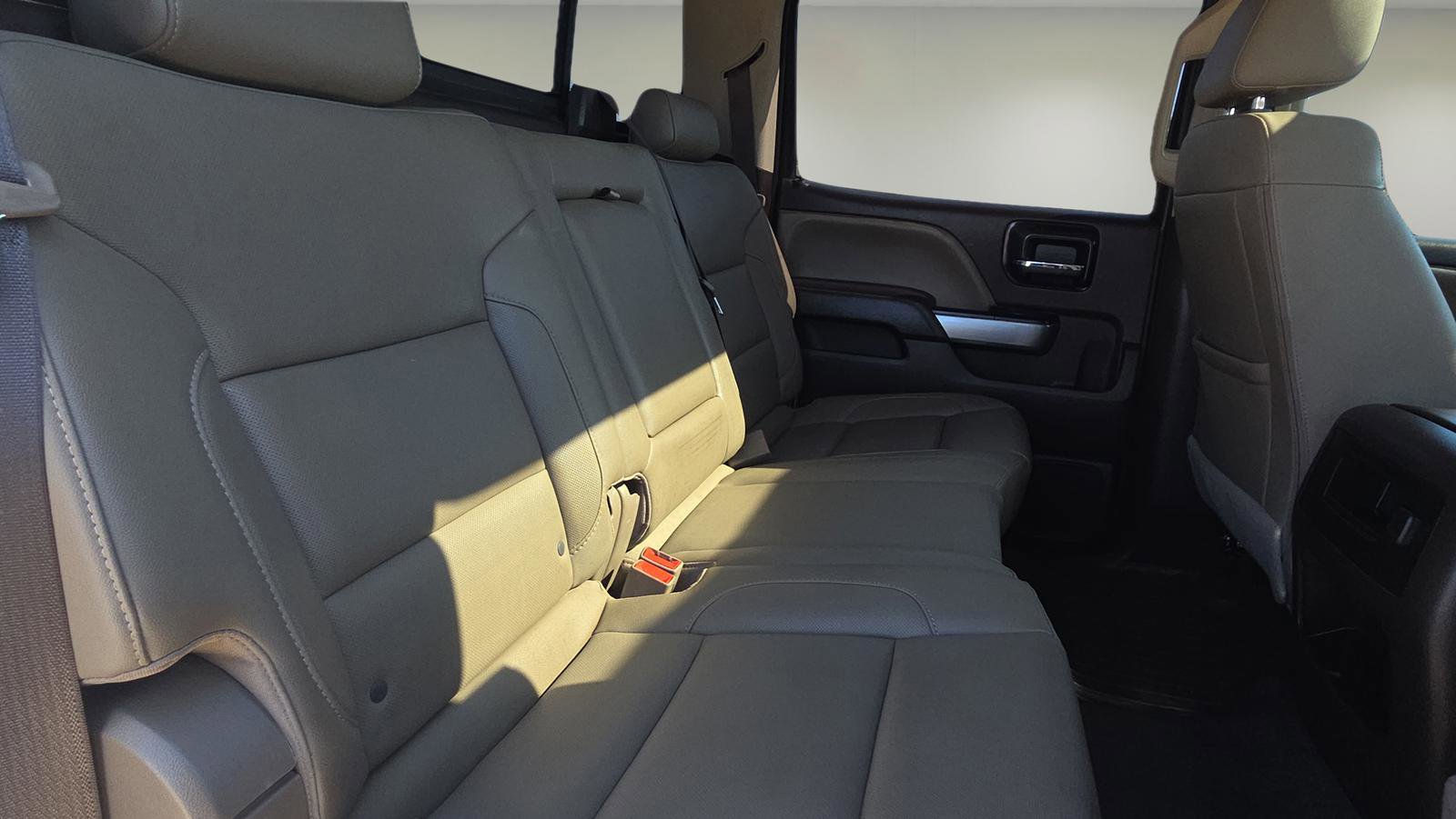 Used 2018 Chevrolet Silverado 2500 LTZ w/ Duramax Plus Package image 19