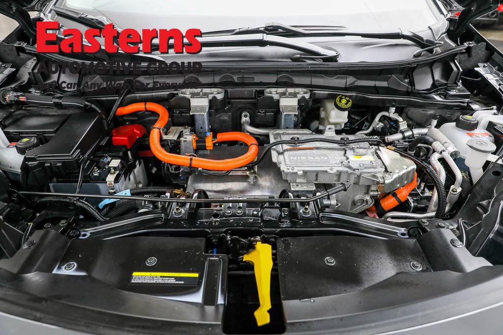 Used 2024 Nissan Ariya AWD image 7