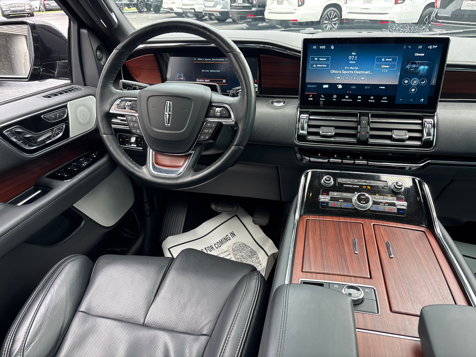Certified 2023 Lincoln Navigator Reserve AWD/4WD image 30
