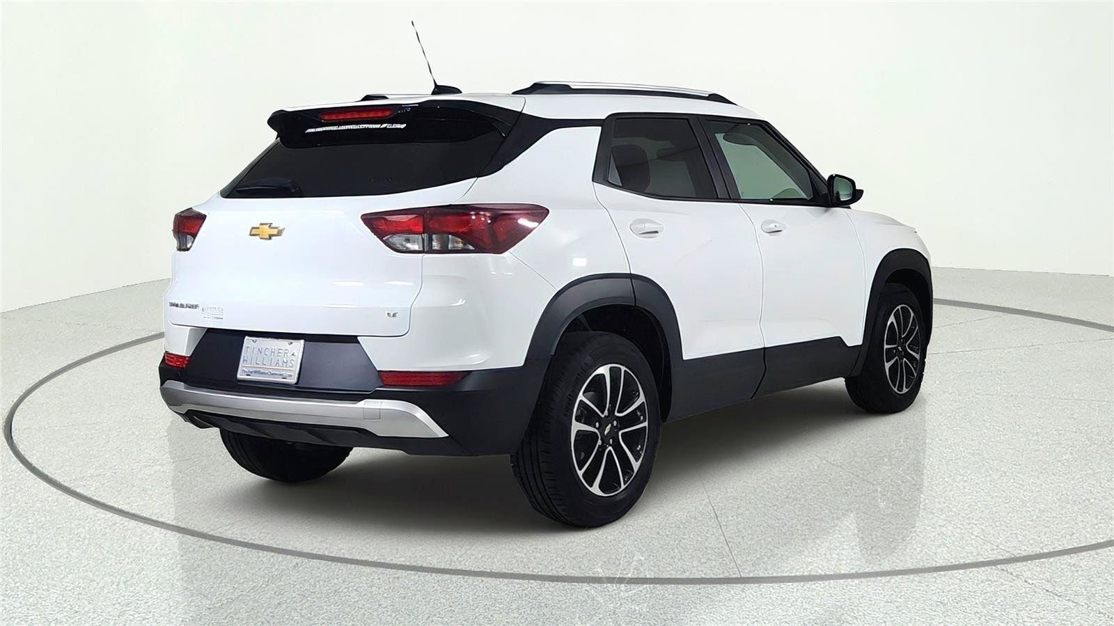 Used 2025 Chevrolet TrailBlazer LT FWD image 6