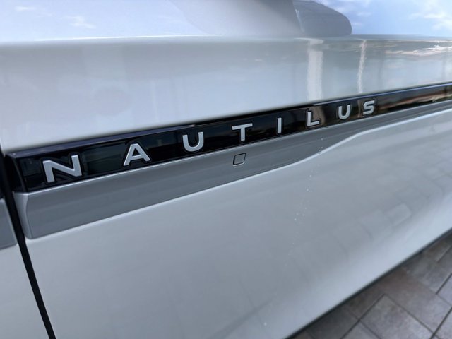 New 2026 Lincoln Nautilus Reserve AWD/4WD image 8