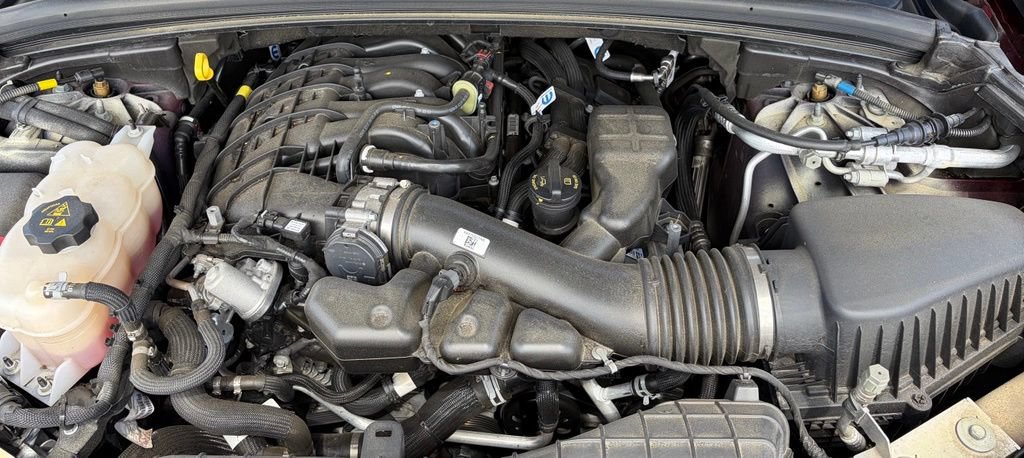 Used 2025 Jeep Grand Cherokee L Summit AWD/4WD image 8