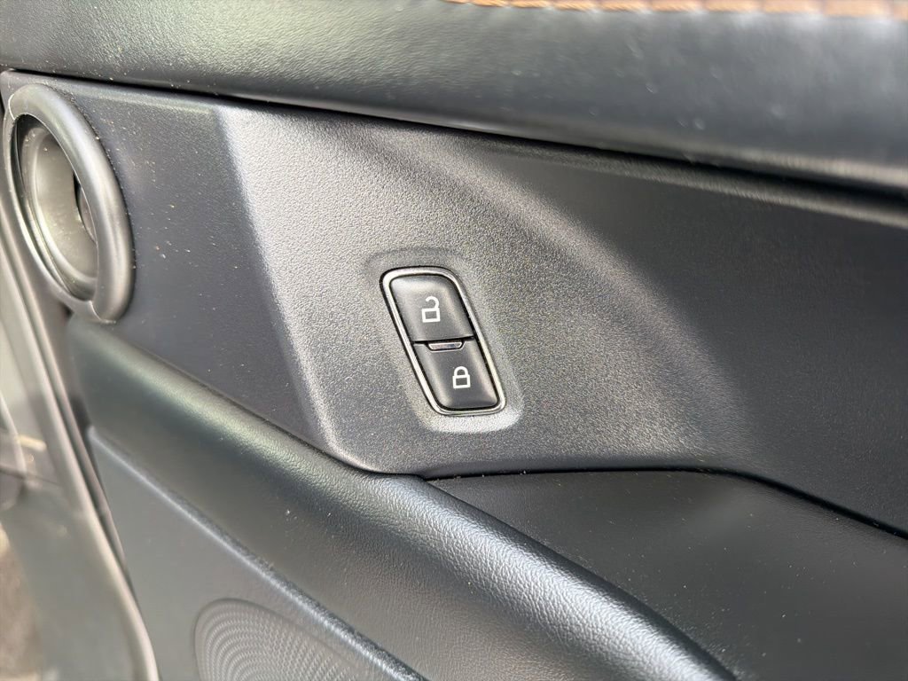 Used 2021 Ford Expedition Max Platinum AWD/4WD image 18