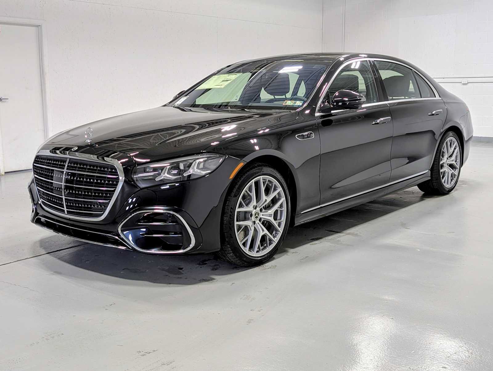New 2027 Mercedes-Benz S 580 4MATIC Sedan image 1