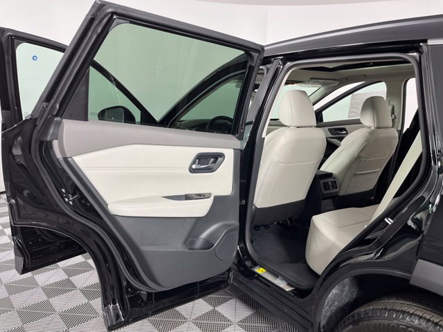 New 2026 Nissan Rogue Dark Armor FWD image 41