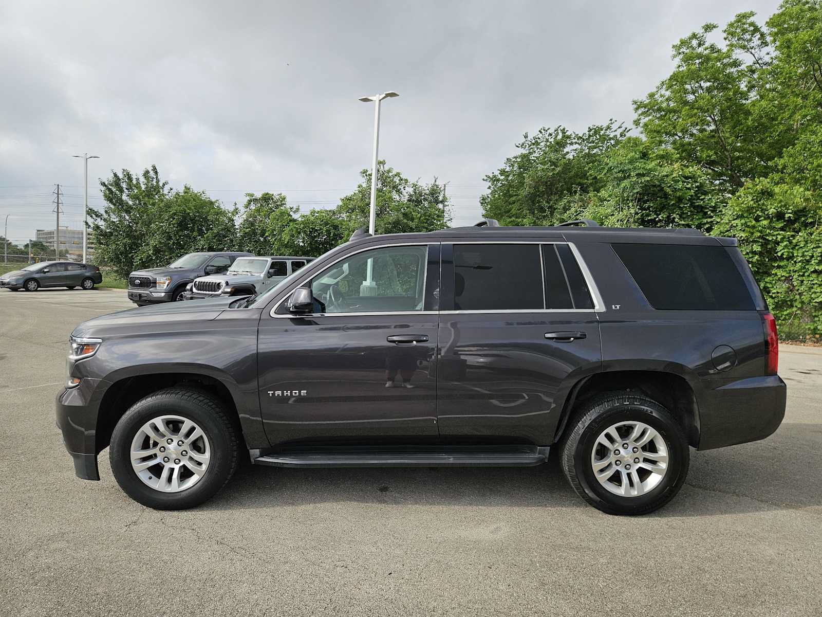 Used 2016 Chevrolet Tahoe LT RWD image 4