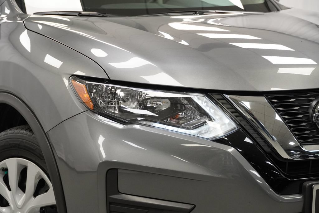 Used 2020 Nissan Rogue S AWD/4WD image 5