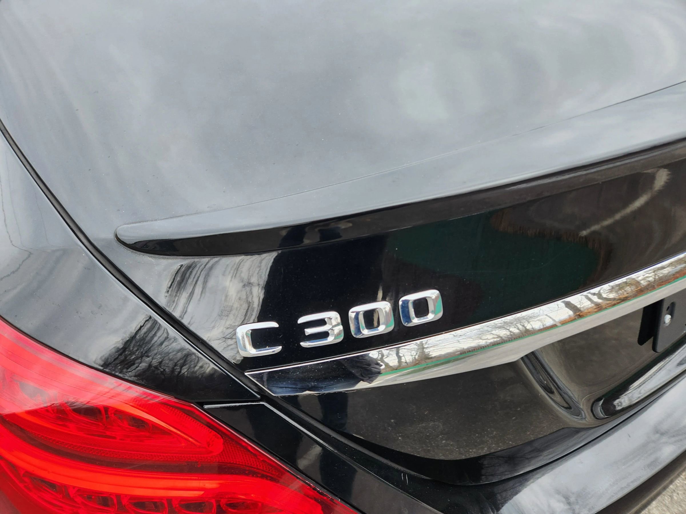 Used 2016 Mercedes-Benz C 300 4MATIC Sedan w/ Multimedia Package image 12