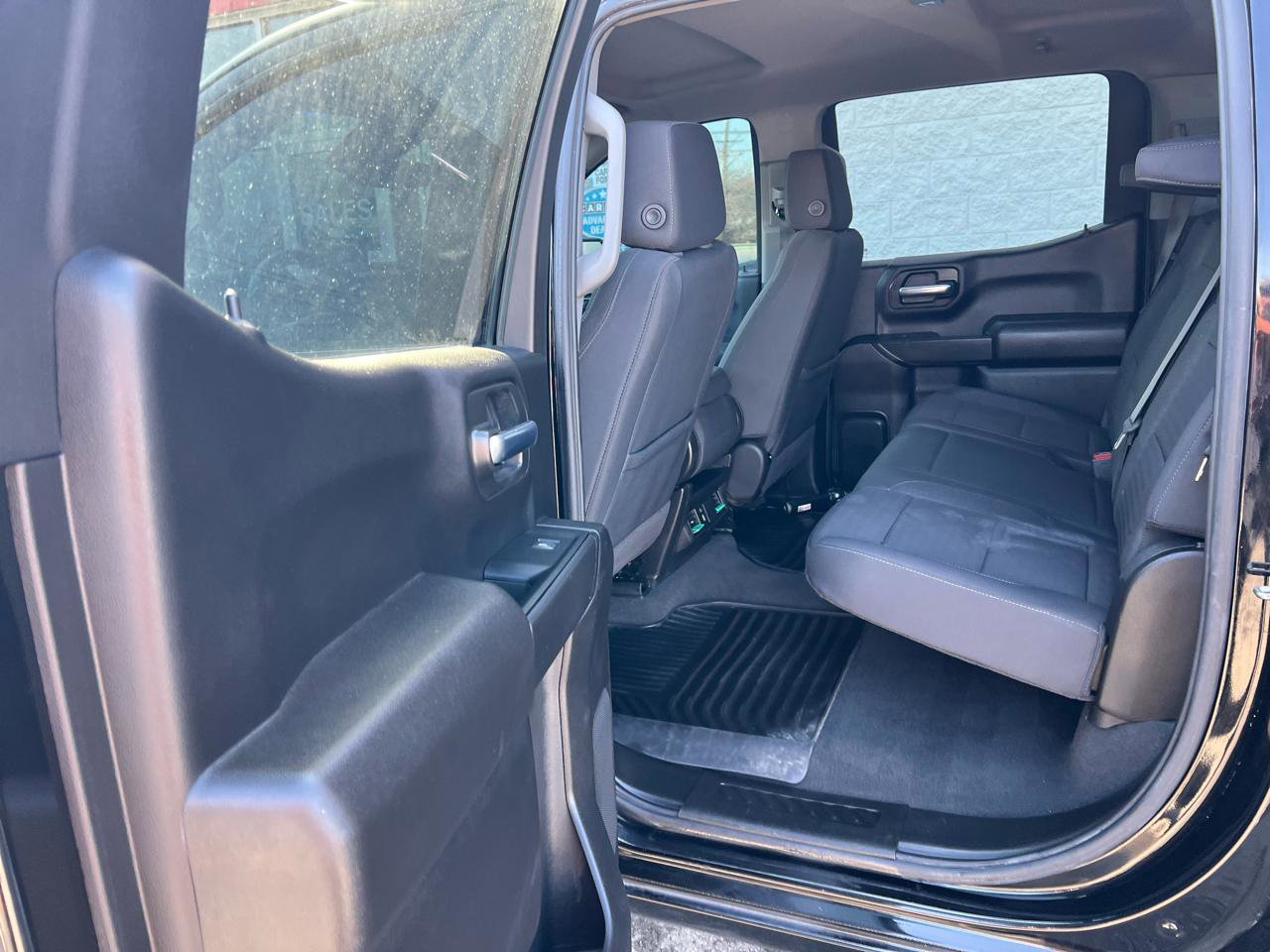 Used 2024 Chevrolet Silverado 1500 Custom image 14