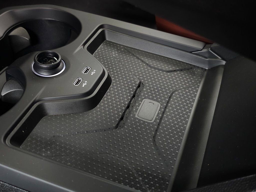 Used 2026 BMW iX xDrive45 image 33