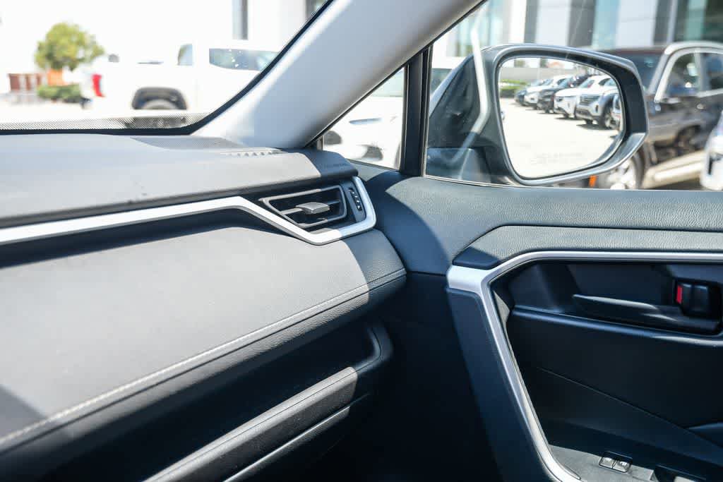 Used 2023 Toyota RAV4 LE FWD image 21