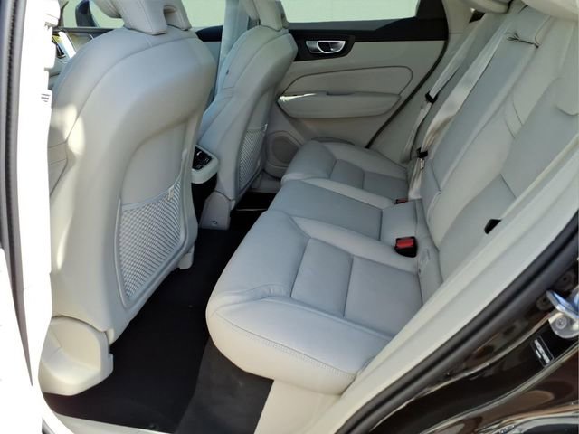New 2026 Volvo XC60 B5 Ultra w/ Protection Package Premier image 10