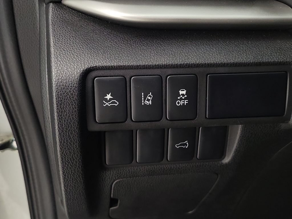 Used 2024 Mitsubishi Eclipse Cross SE AWD/4WD image 12