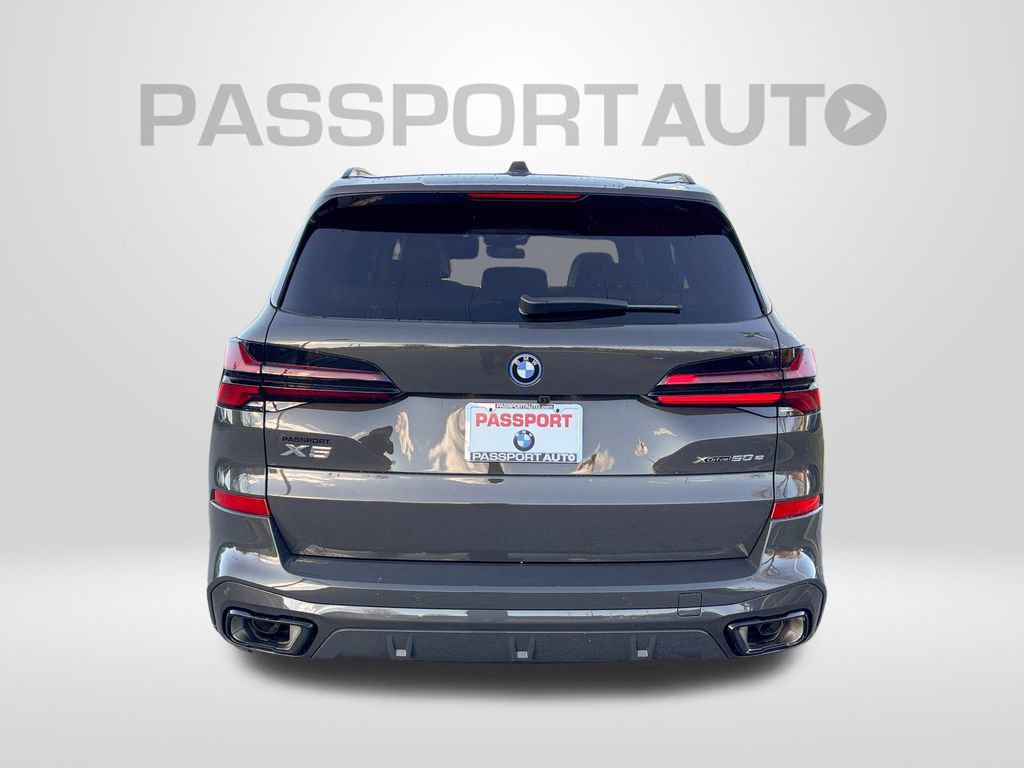 New 2026 BMW X5 xDrive50e w/ M Sport Package image 5