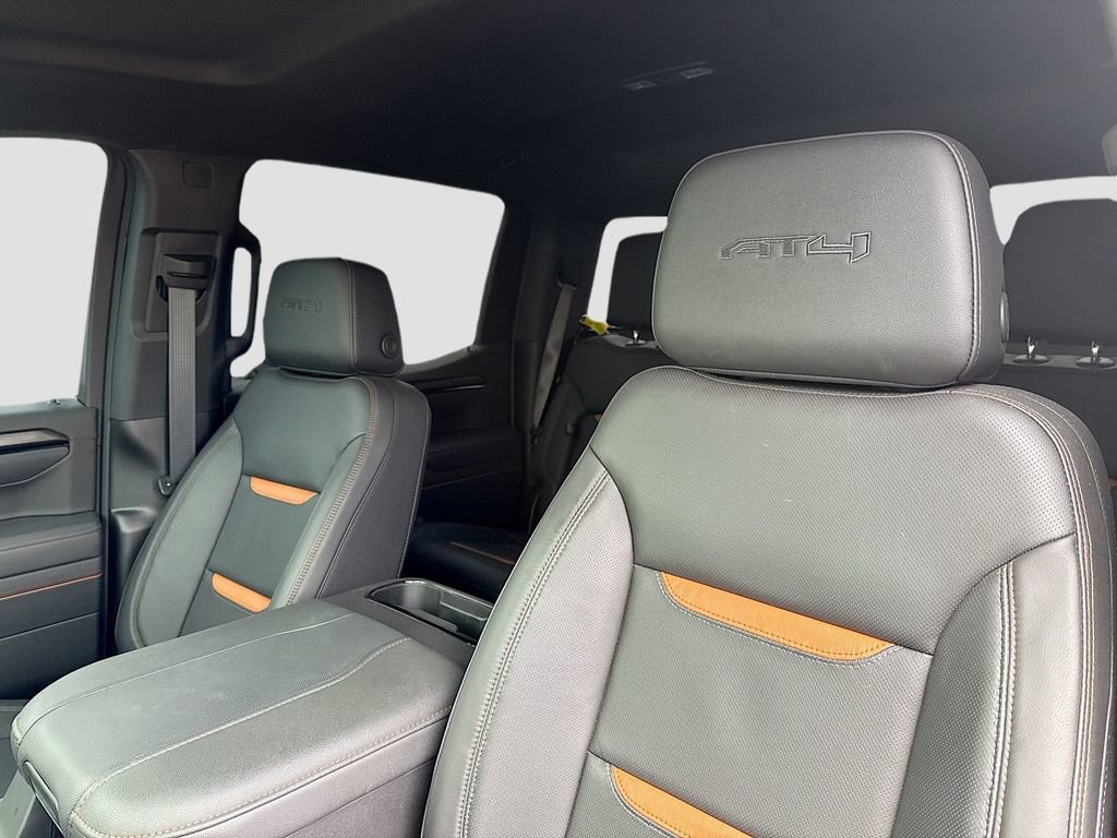 Used 2025 GMC Sierra 1500 AT4 image 13