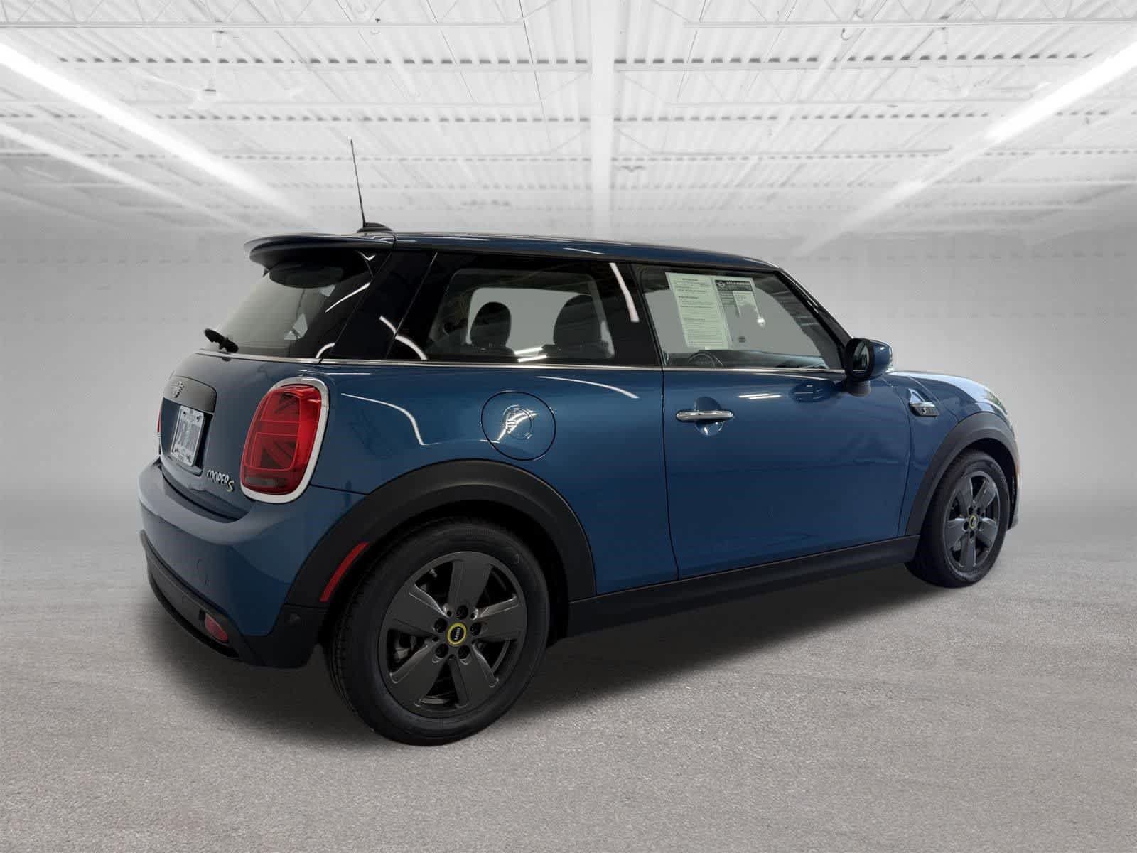 Used 2023 MINI Cooper SE FWD image 6