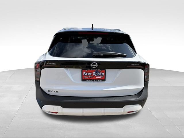 New 2026 Nissan Kicks SV FWD image 6