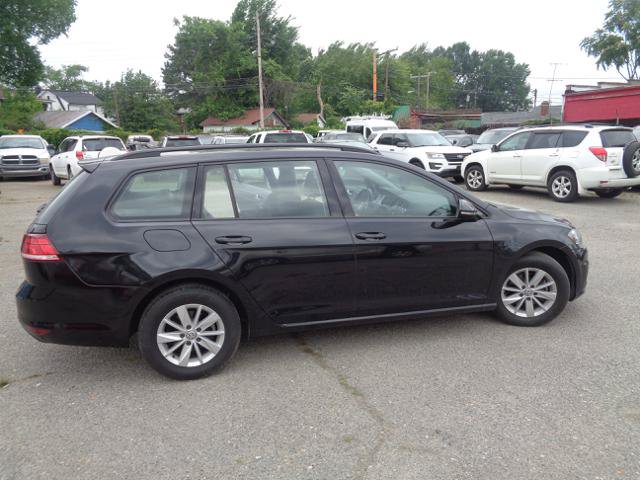 Used 2019 Volkswagen Golf S FWD image 21