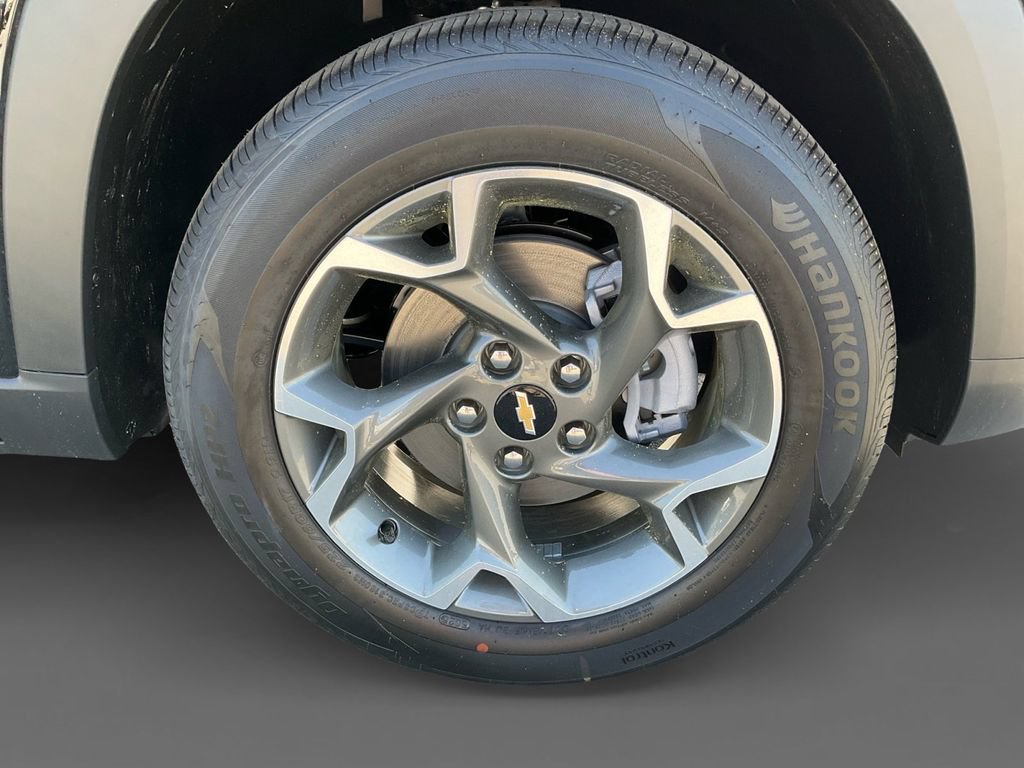 New 2026 Chevrolet Trax LT w/ Driver Confidence Package FWD image 15