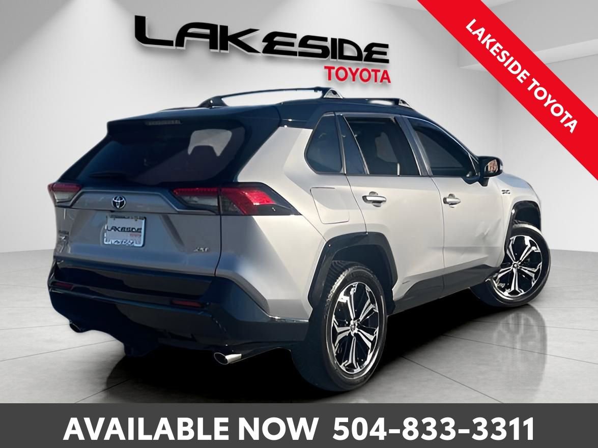 Used 2022 Toyota RAV4 XSE image 6
