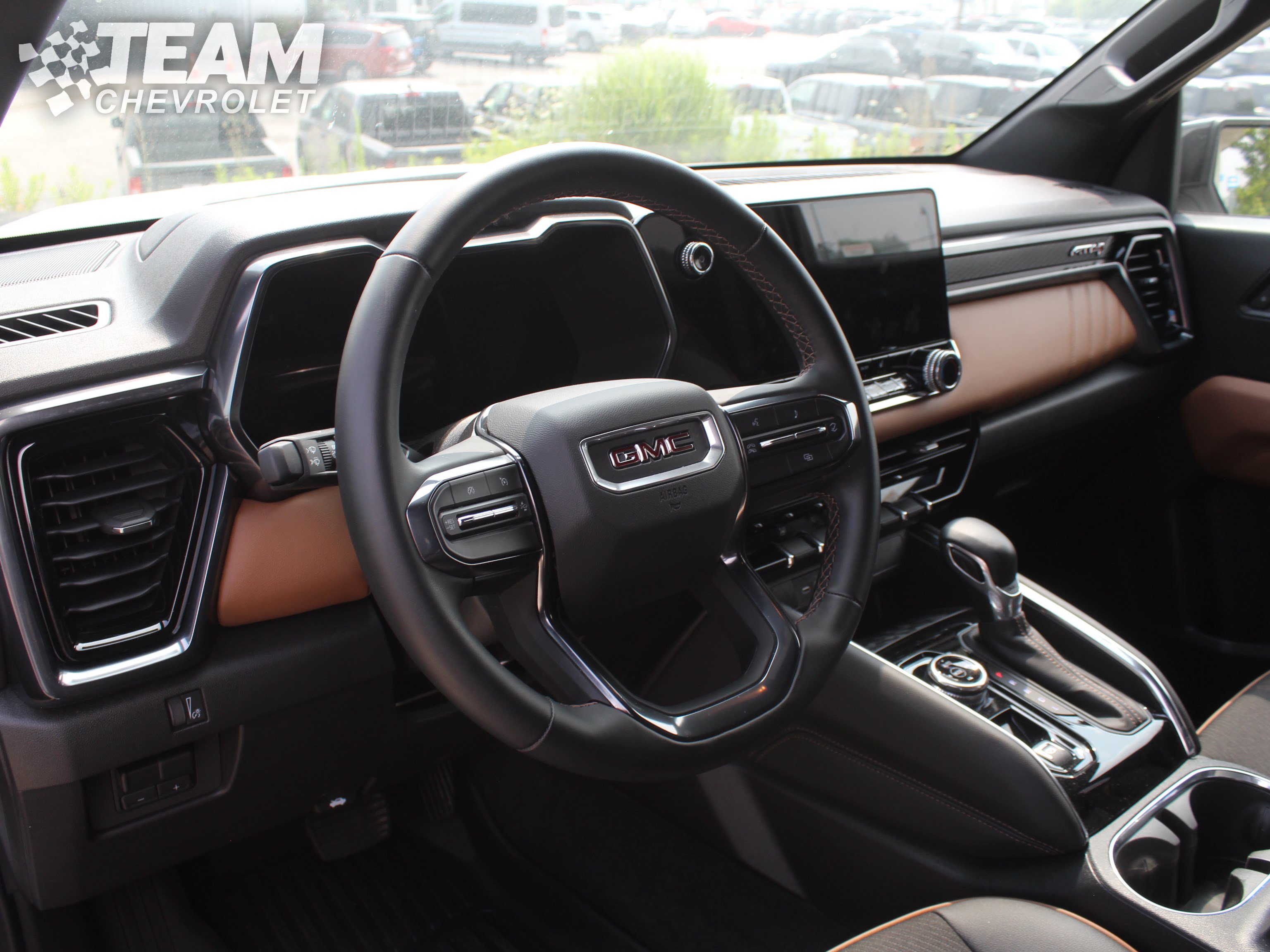 Certified 2025 GMC Canyon AT4 AWD/4WD image 12