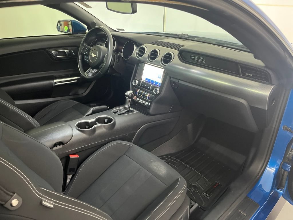 Used 2020 Ford Mustang Coupe w/ Equipment Group 101A RWD image 22