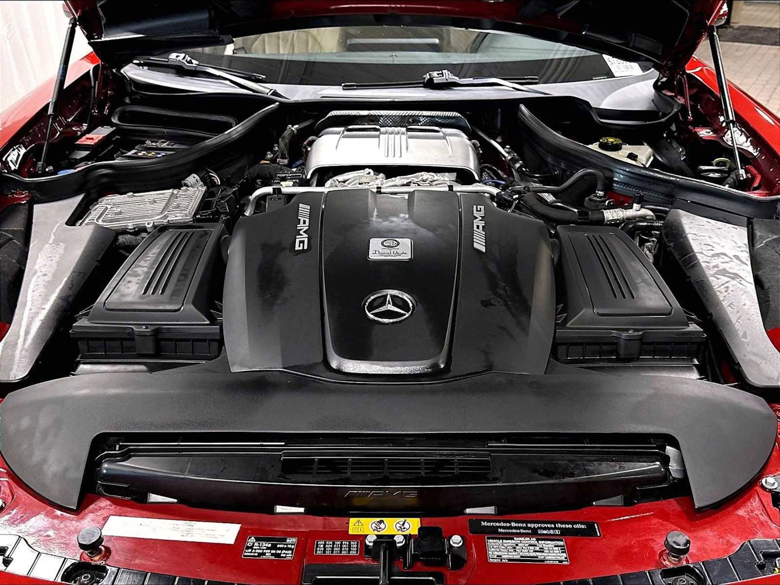 Used 2020 Mercedes-Benz AMG GT C image 31