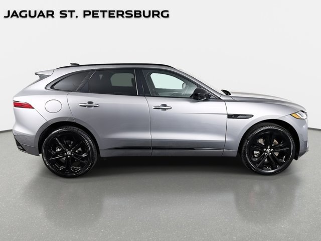 Used 2026 Jaguar F-PACE R-Dynamic S image 4