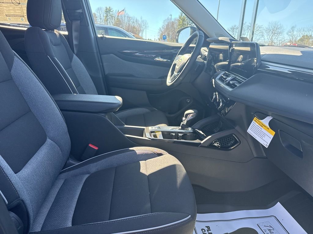 New 2026 Chevrolet TrailBlazer LT w/ Convenience Package AWD/4WD image 40