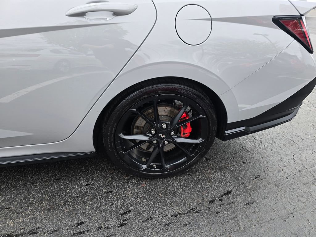 Used 2025 Hyundai Elantra N FWD image 4