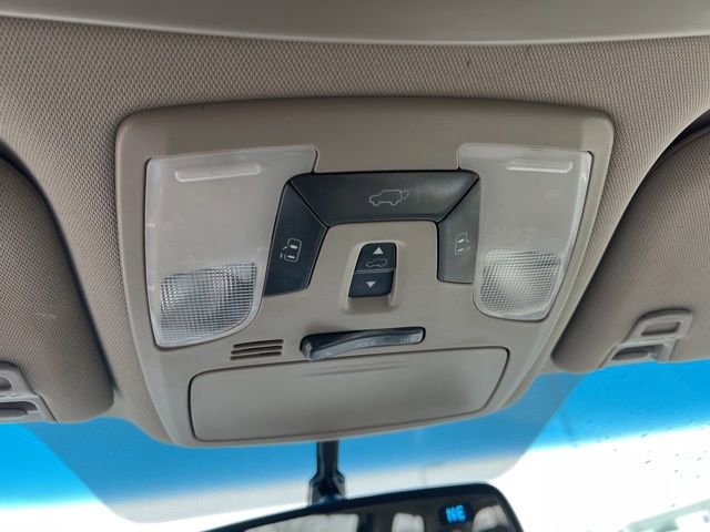 Used 2016 Toyota Sienna XLE image 22