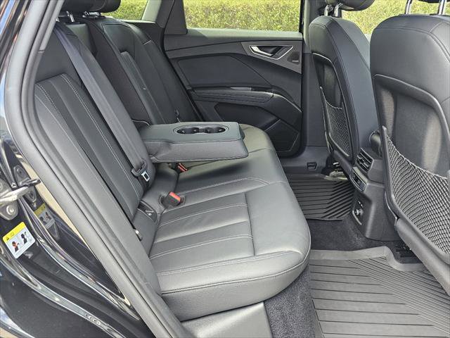 Used 2023 Audi Q4 e-tron Premium Plus w/ Premium Plus RWD image 6