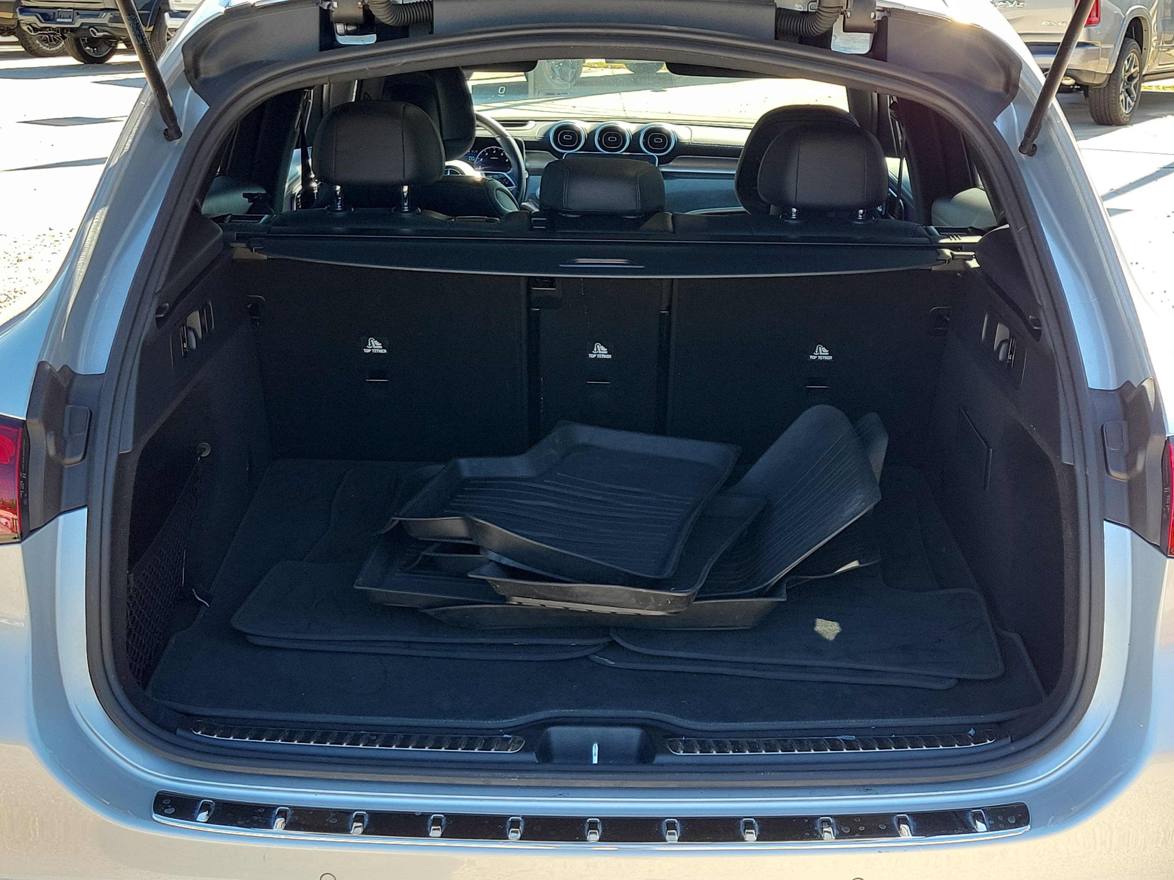 Used 2023 Mercedes-Benz GLC 300 4MATIC image 13