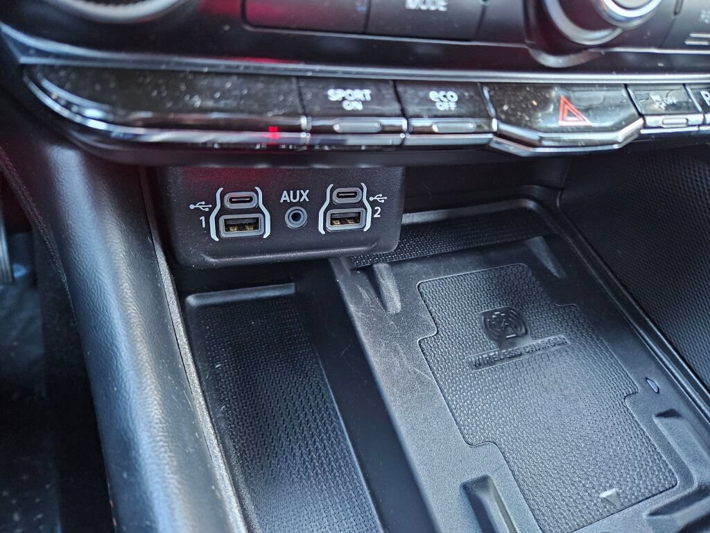 Used 2023 Dodge Durango R/T w/ Blacktop Package AWD/4WD image 30