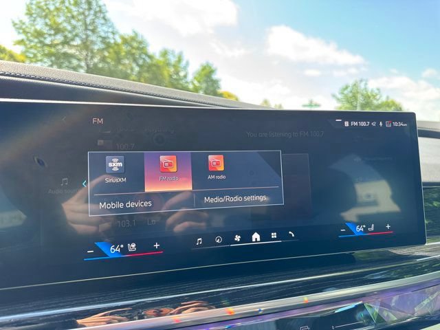 Certified 2025 BMW 740i xDrive AWD/4WD image 14