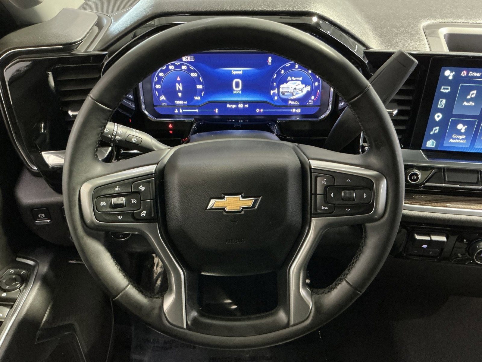 Used 2025 Chevrolet Silverado 2500 LT w/ Convenience Package AWD/4WD image 17