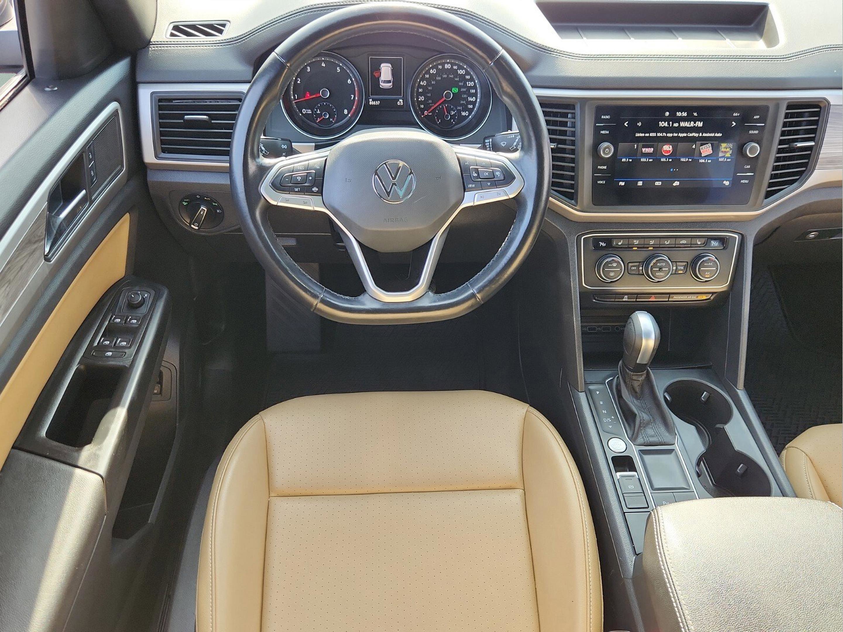 Used 2020 Volkswagen Atlas Cross Sport SE w/ Panoramic Sunroof Package image 12