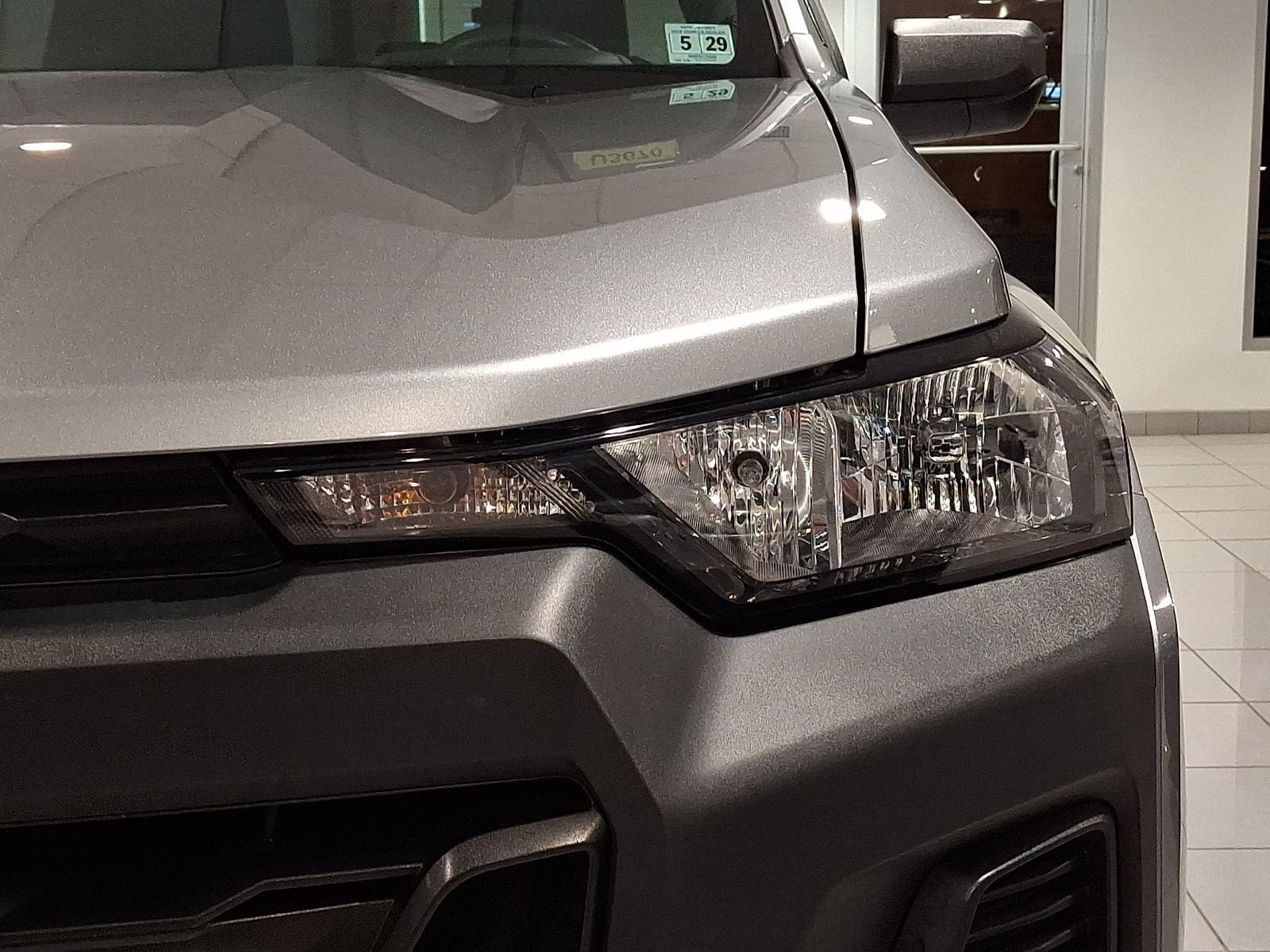 Used 2024 Chevrolet Colorado W/T w/ WT Convenience Package II RWD image 8