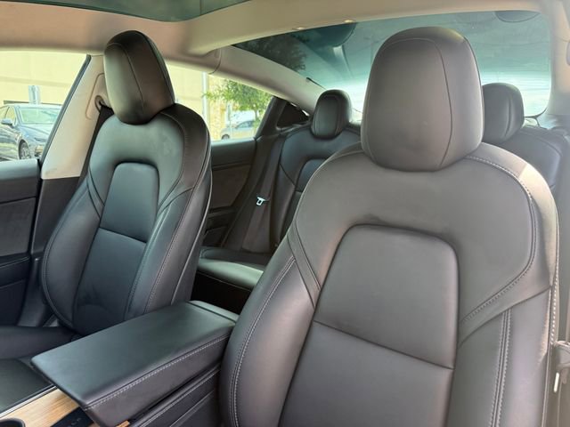 Used 2021 Tesla Model 3 Performance AWD/4WD image 9