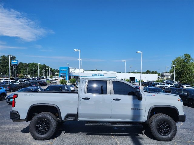 Used 2024 Chevrolet Silverado 2500 ZR2 w/ ZR2 Bison Edition image 8