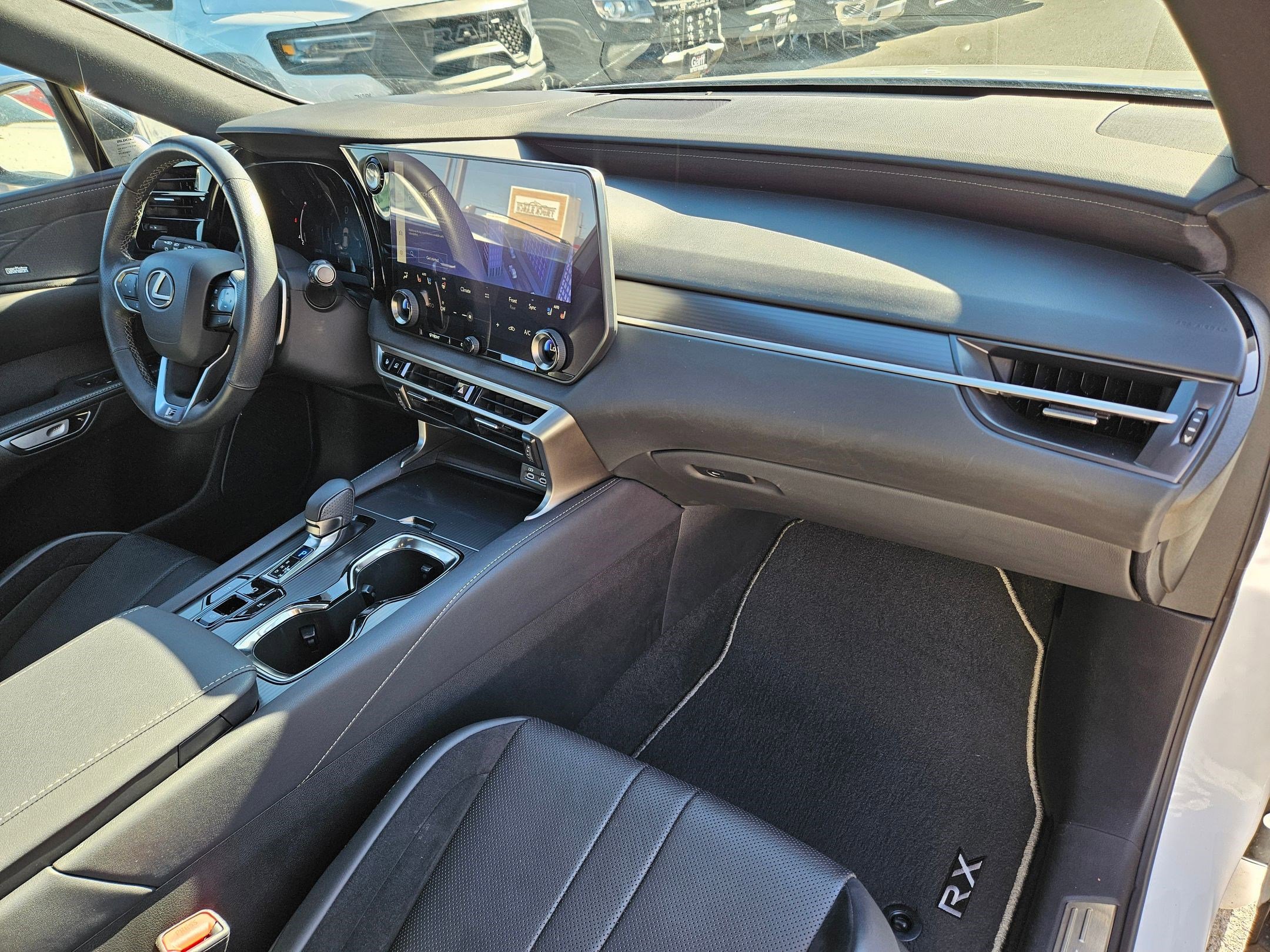Used 2024 Lexus RX 500h F Sport w/ Convenience Package AWD/4WD image 33