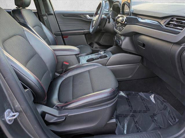Used 2025 Ford Escape ST-Line image 21